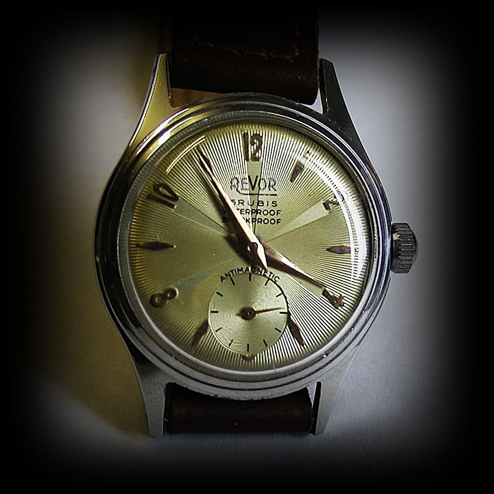 revolve watch